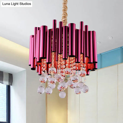 Lámpara de araña modernista de 6 luces con tubo delgado en acabado dorado/rojo rosa con detalles de bolas de cristal