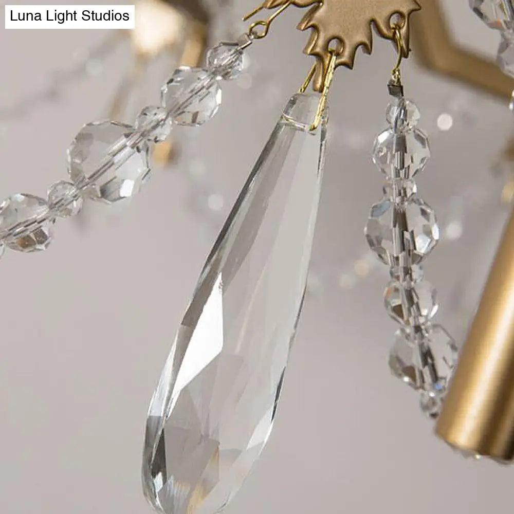 Lámpara de araña modernista con cuentas de cristal - Lámpara colgante de latón de 6 luces con brazo metálico