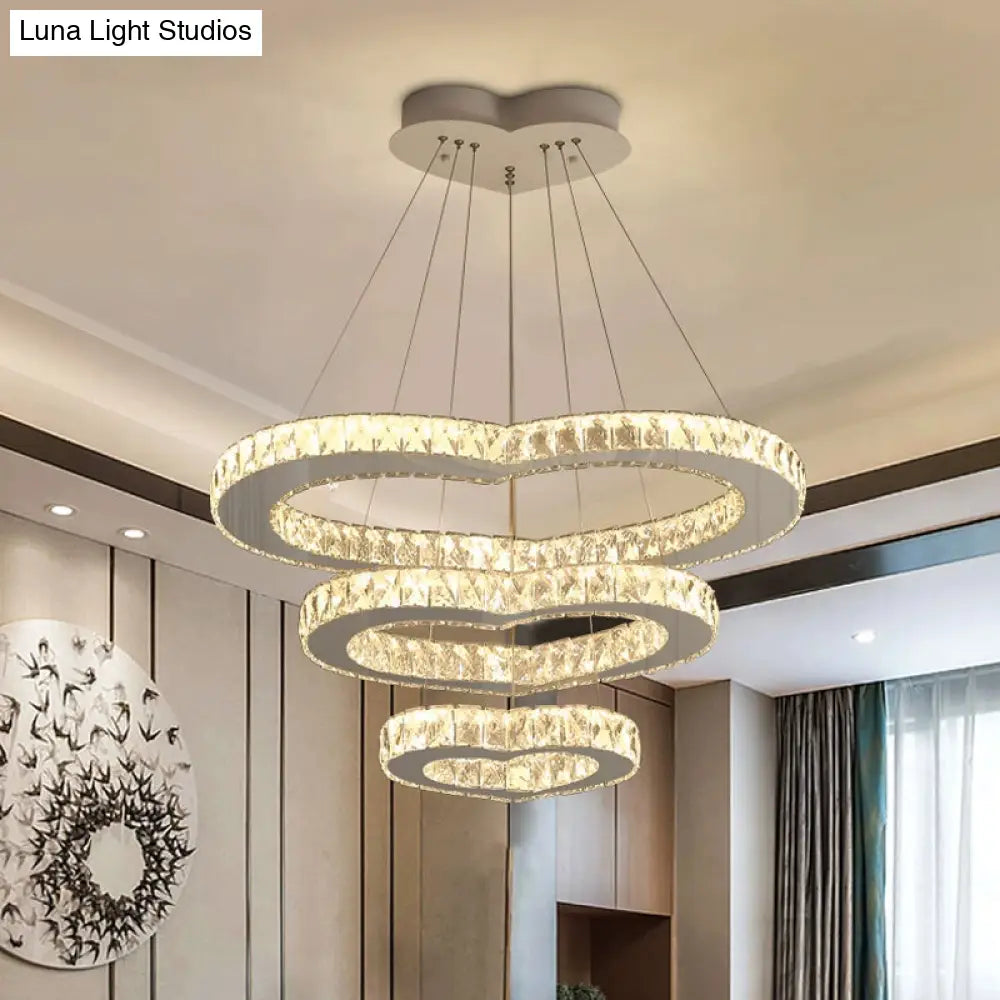 Lámpara de araña modernista con forma de corazón de cristal - Lámpara colgante LED cromada de 3 niveles