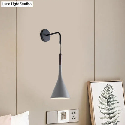 DecorBites™ DecorBites™ Modernist Metal Wall Sconce - Funnel Bedside lighting, 1-Light Pendant Lamp - Black/Grey