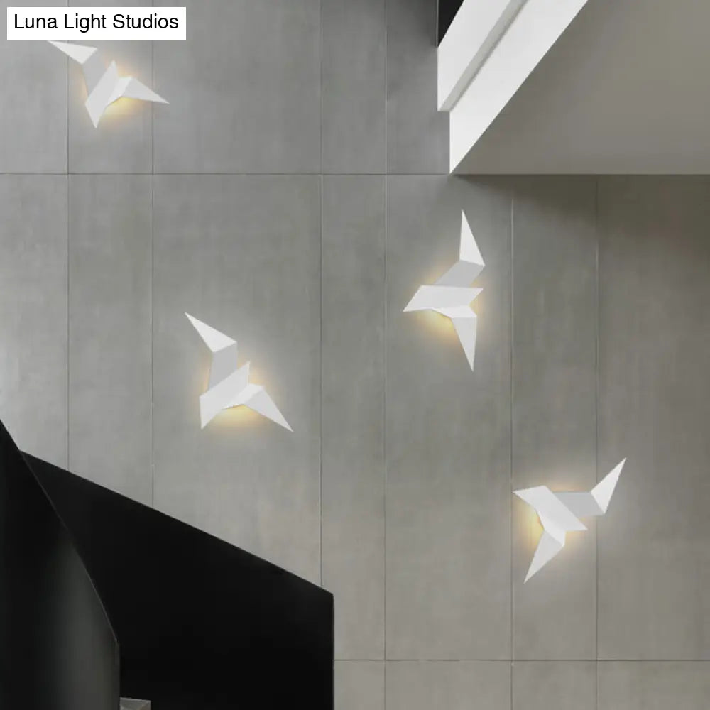 DecorBites™ DecorBites™ Modernist Metallic Bird-Like Sconce LED Wall Lamp in White/Black/Gold - White/Warm/Natural Light