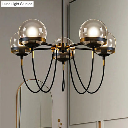 Lámpara de techo colgante modernista de múltiples luces: Cristal transparente global, negro/dorado, pantalla interior esférica de cristal ahumado