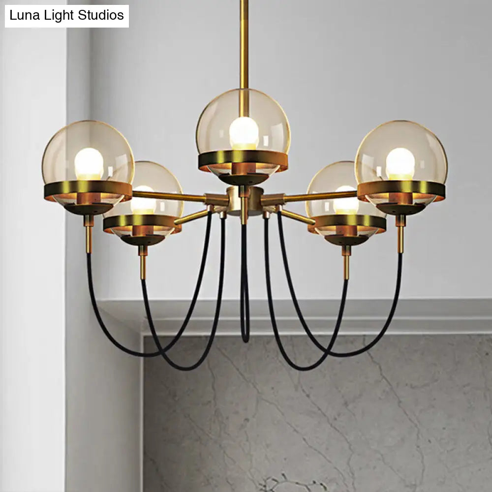 Lámpara de techo colgante modernista de múltiples luces: Cristal transparente global, negro/dorado, pantalla interior esférica de cristal ahumado