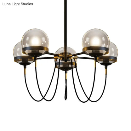 Lámpara de techo colgante modernista de múltiples luces: Cristal transparente global, negro/dorado, pantalla interior esférica de cristal ahumado