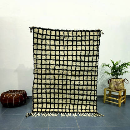 Moroccan Handmade Beni Ouarain Black & White Rug 1.5m x 1m - Moroccan Rugs