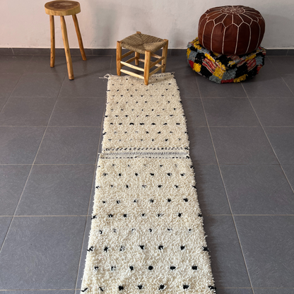 Moroccan Handmade Small Beni Ouarain rug 1m / 70cm - Moroccan Rugs