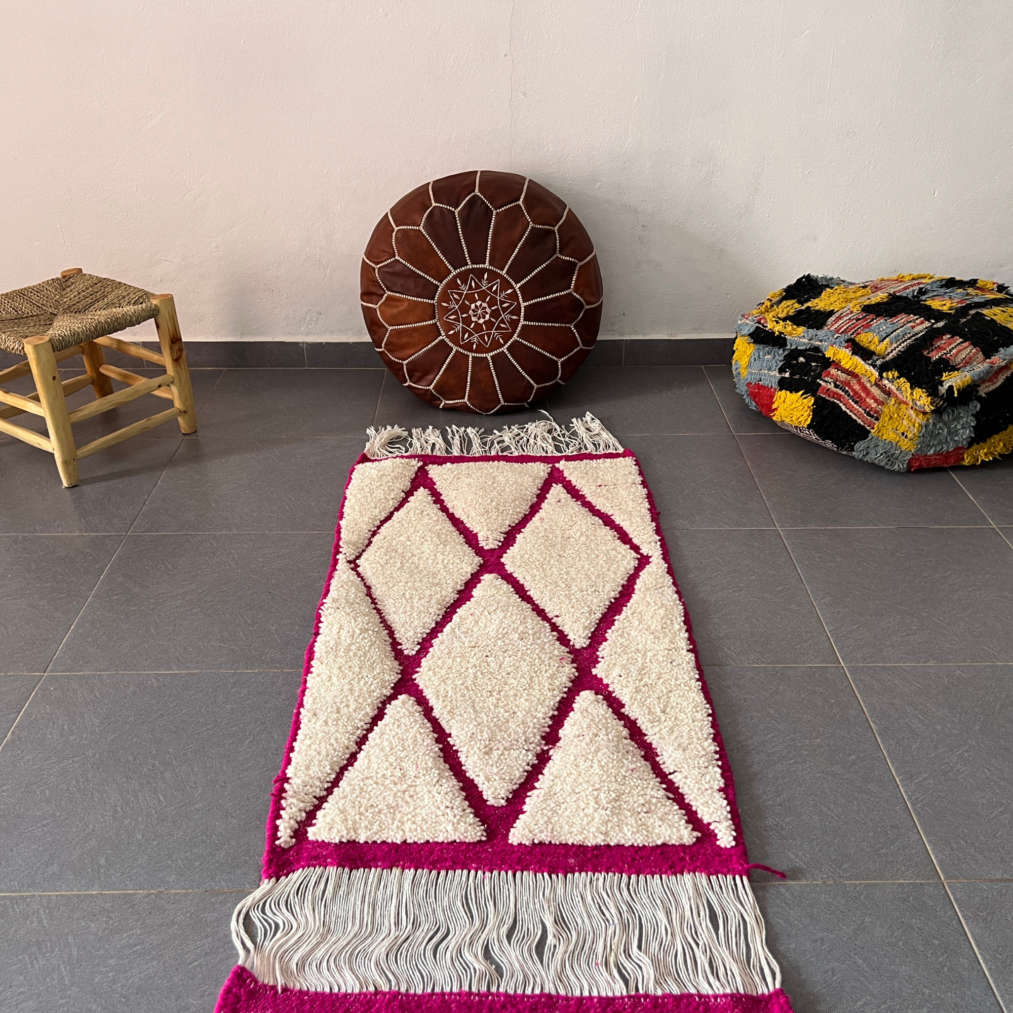 Moroccan Handmade Small Beni Ouarain rug 1m / 70cm