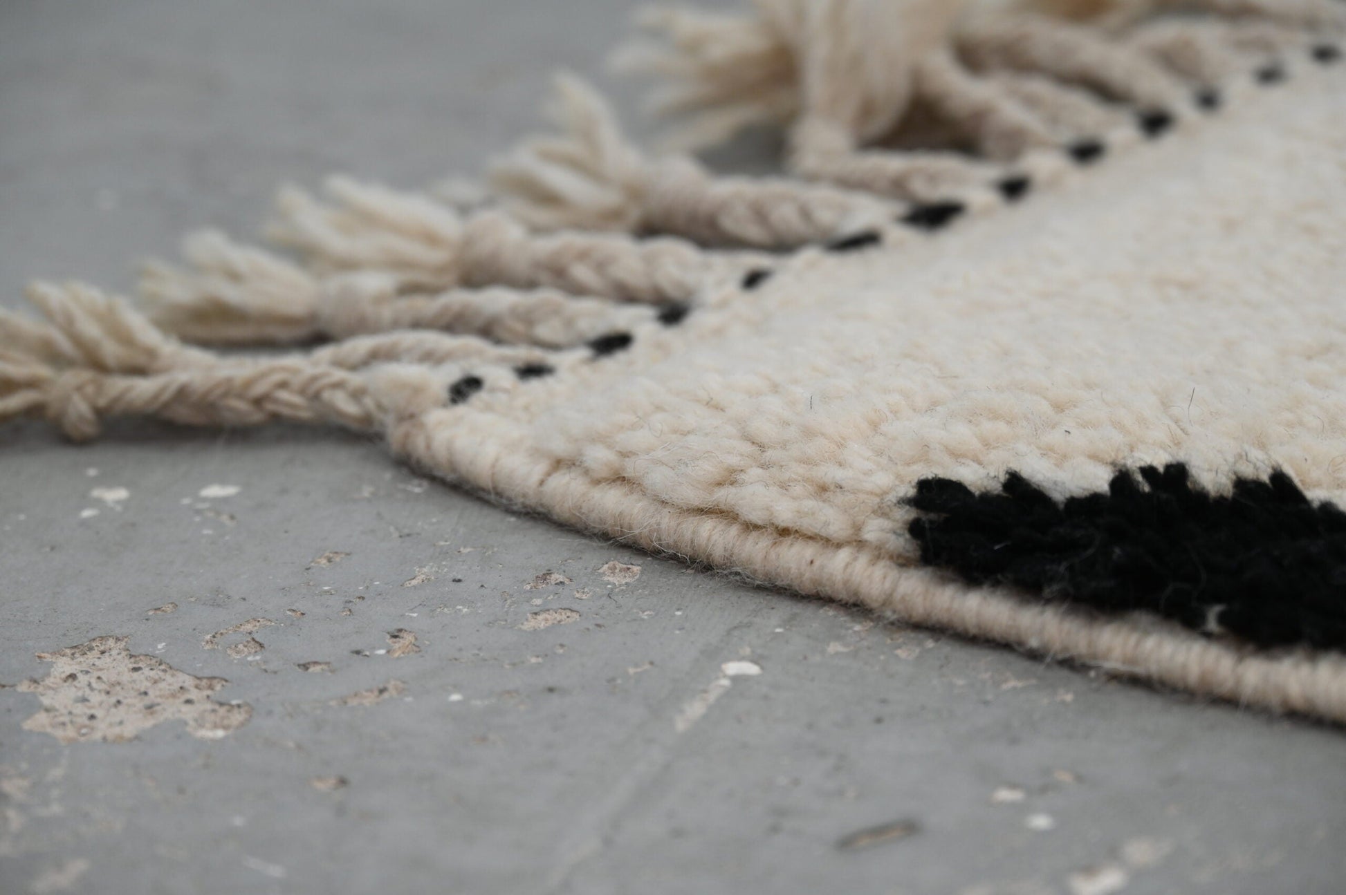 Moroccan Handmade Traditional Azilal Rug 224 X 152 Cm - Moroccan Rugs