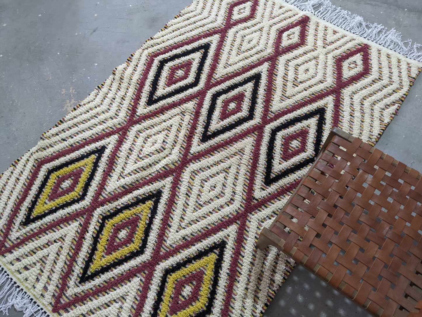 Moroccan Handmade Traditional Azilal Rug 235 X 154 Cm - Moroccan Rugs