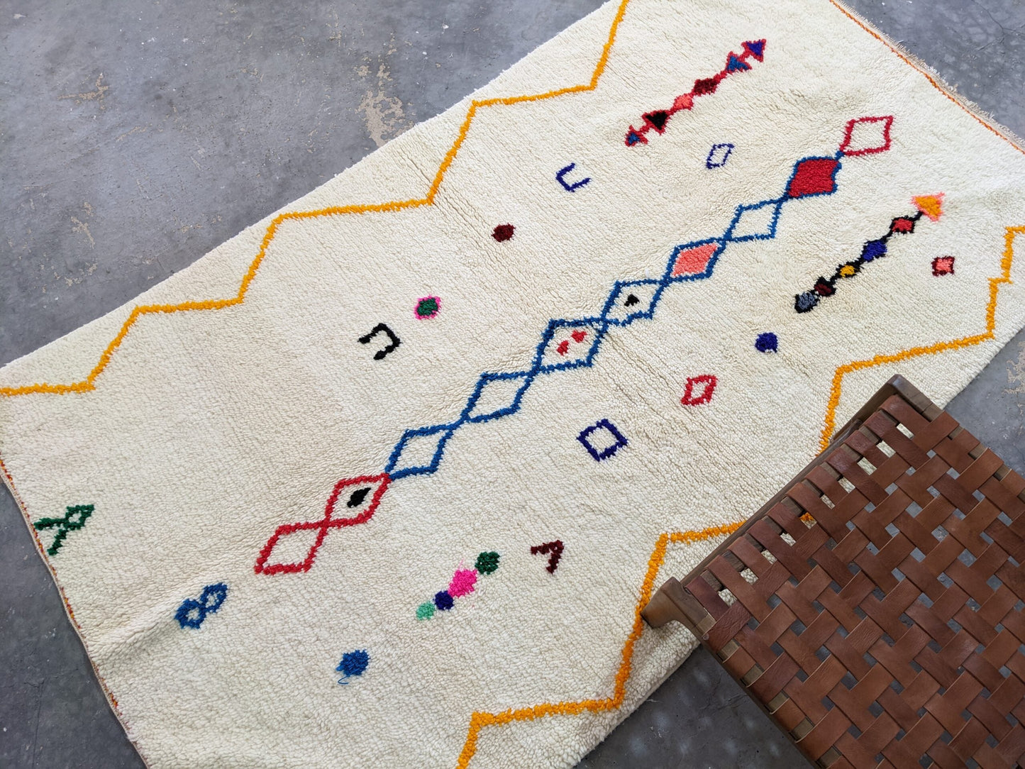 Moroccan Handmade Traditional Azilal Rug 246 X 143 Cm - Moroccan Rugs