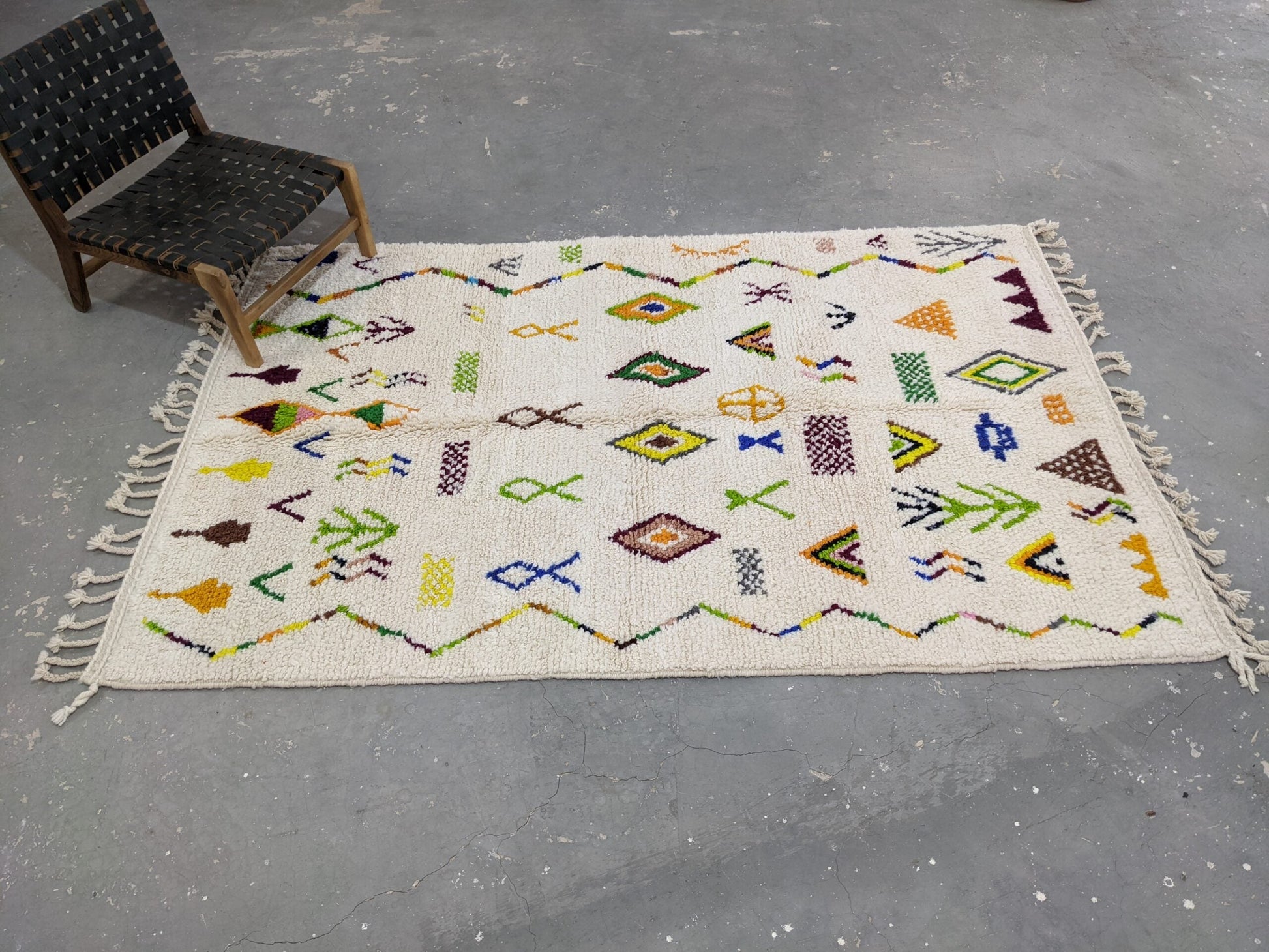Moroccan Handmade Traditional Azilal Rug 250 X 161cm - Moroccan Rugs
