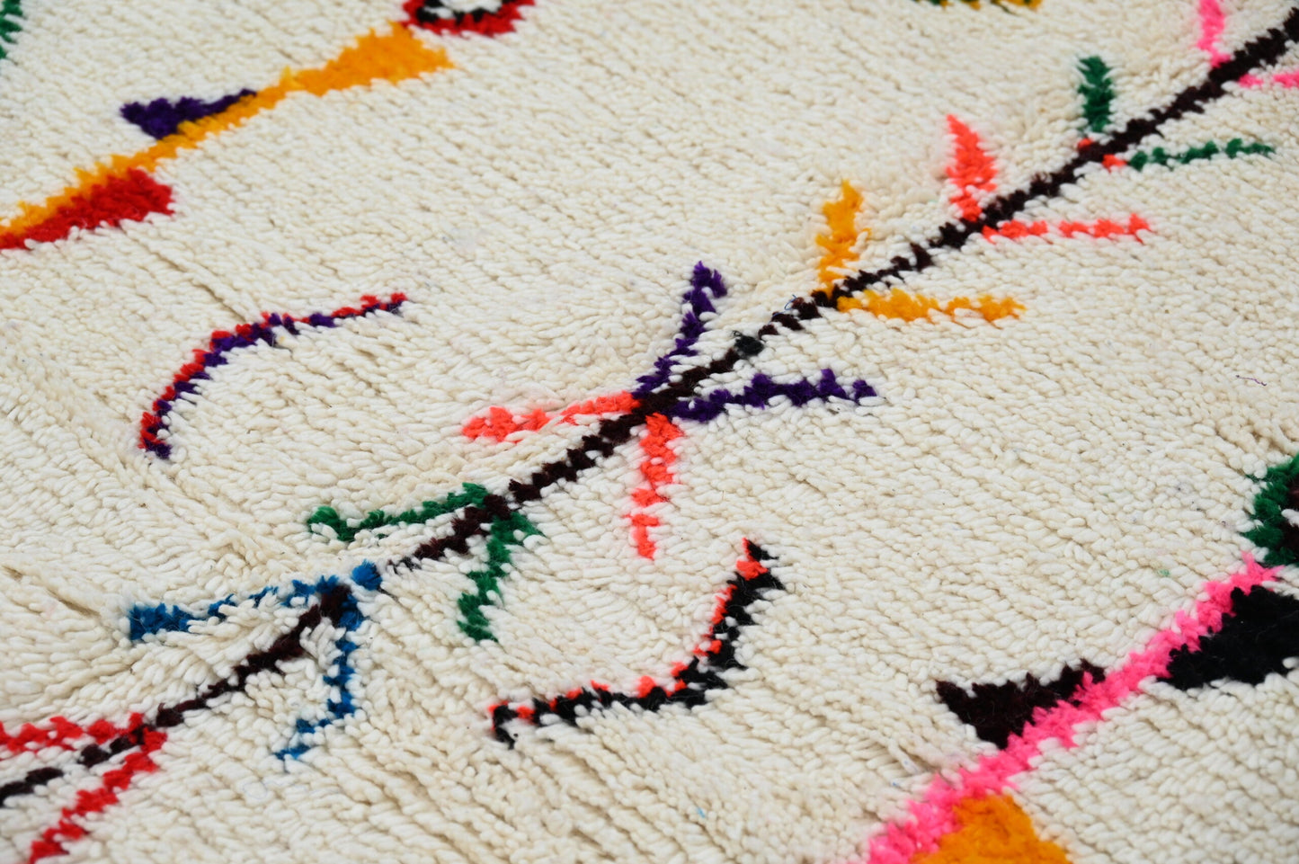 Moroccan Handmade Traditional Azilal Rug 252 X 145 Cm - Moroccan Rugs