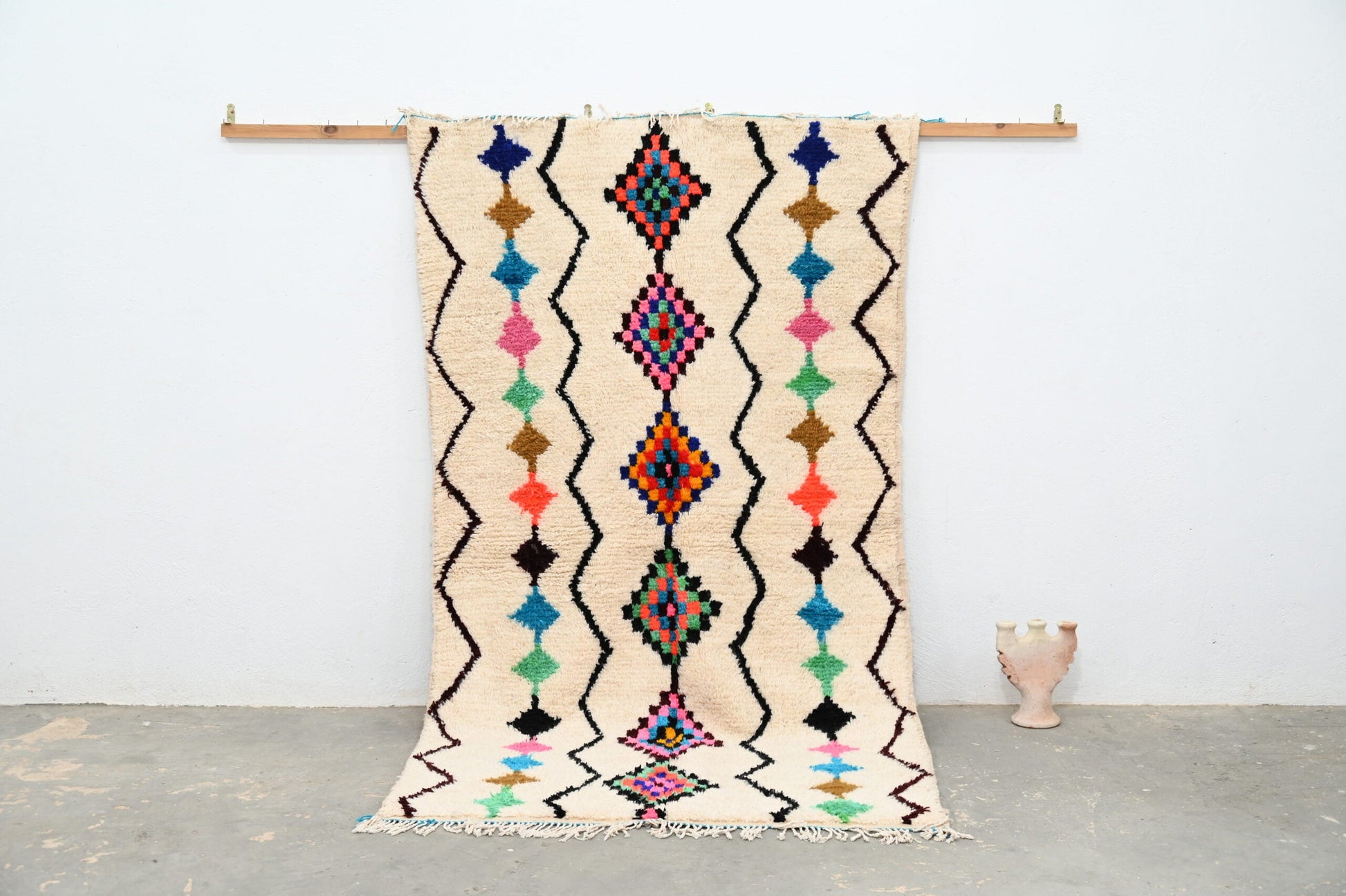 Moroccan Handmade Traditional Azilal Rug 255 X 144 Cm - Moroccan Rugs