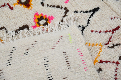 Moroccan Handmade Traditional Azilal Rug 258 X 120 Cm - Moroccan Rugs