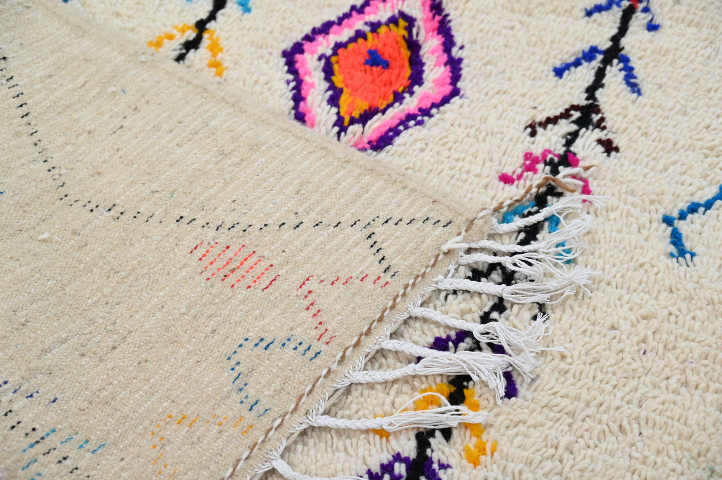 Moroccan Handmade Traditional Azilal Rug 260 X 145 Cm - Moroccan Rugs