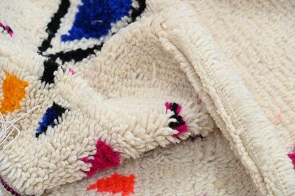 Moroccan Handmade Traditional Azilal Rug 260 X 148 Cm - Moroccan Rugs