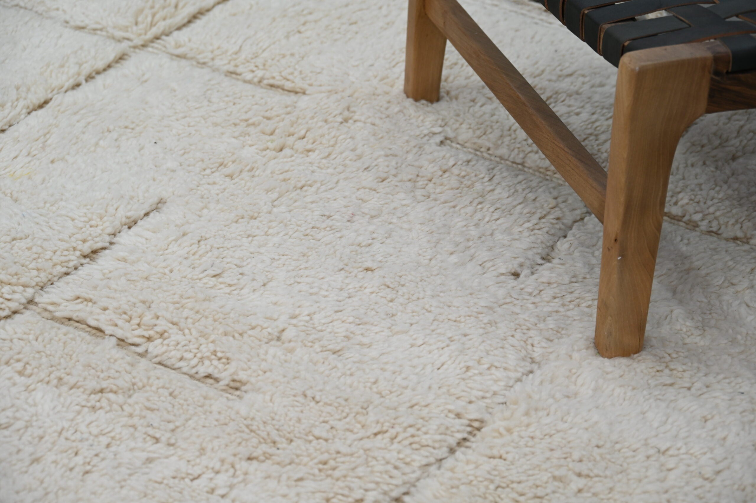 Moroccan Handmade Traditional Beni Ouarain Carpet 300 X 205 Cm