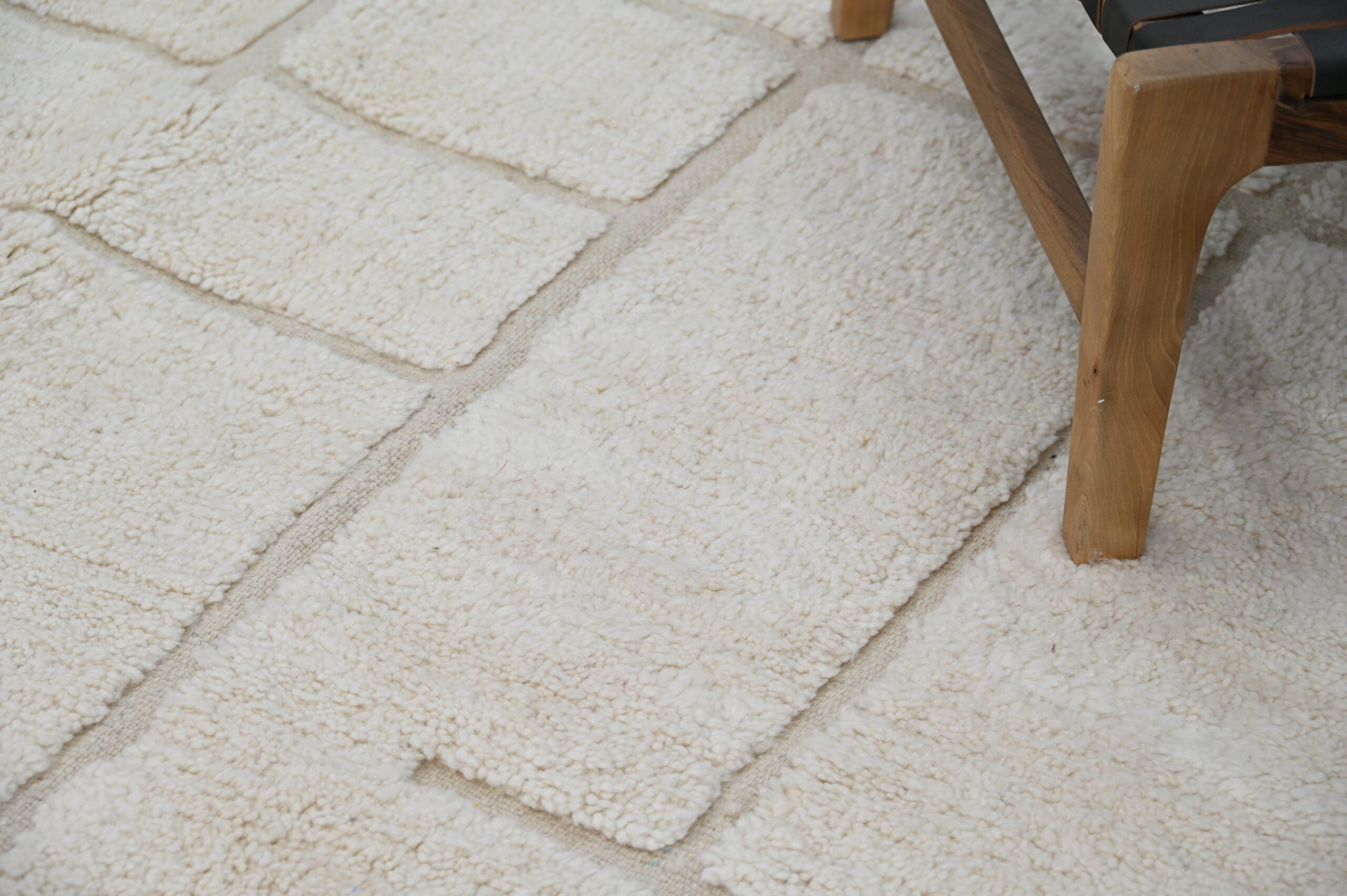 Moroccan Handmade Traditional Beni Ouarain Carpet 305 X 202 Cm