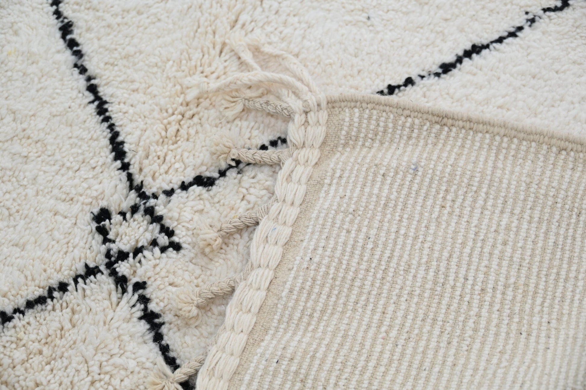 Moroccan Handmade Traditional Beni Ouarain Carpet 310 X 215 Cm - Moroccan Rugs