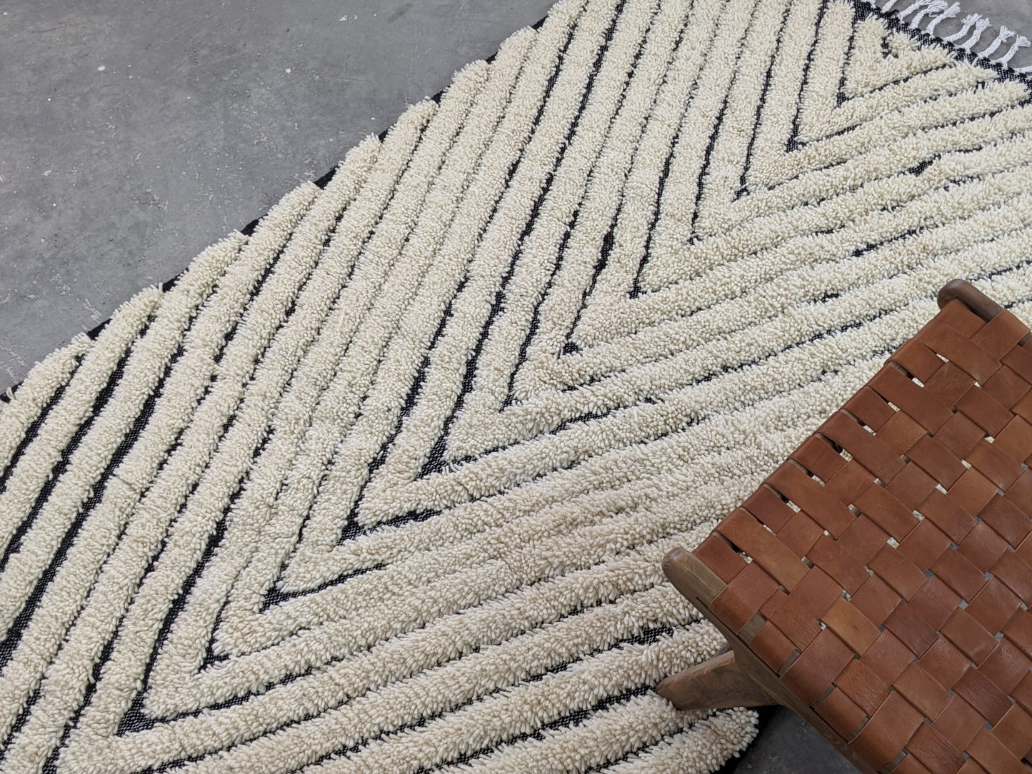 Moroccan Handmade Traditional Beni Ouarain Rug 245 X 146 Cm - Moroccan Rugs