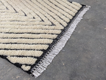 Moroccan Handmade Traditional Beni Ouarain Rug 245 X 146 Cm - Moroccan Rugs