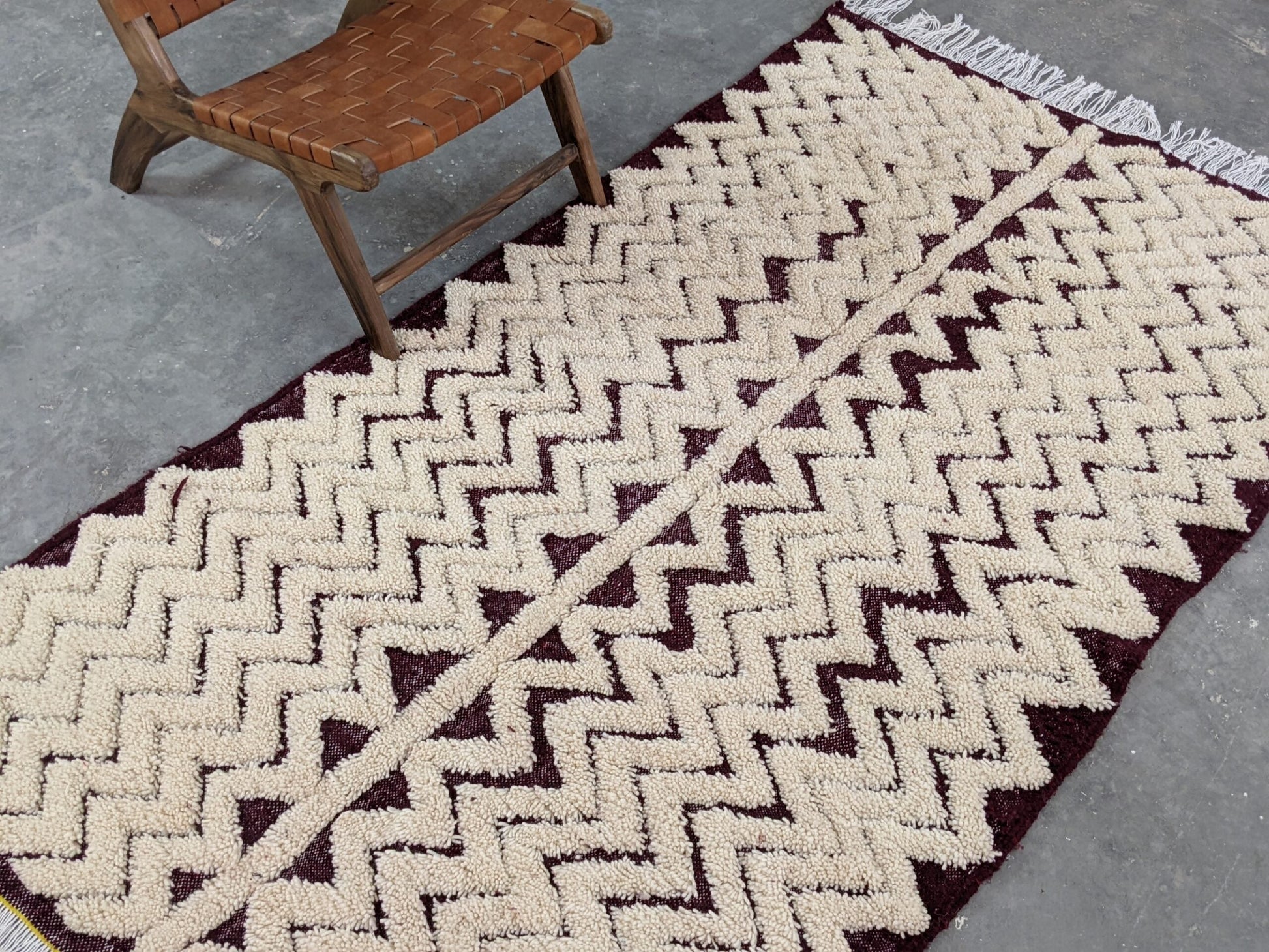 Moroccan Handmade Traditional Beni Ouarain Rug 252 X 137 Cm - Moroccan Rugs