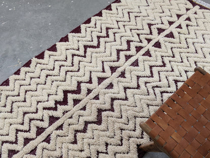 Moroccan Handmade Traditional Beni Ouarain Rug 252 X 137 Cm - Moroccan Rugs