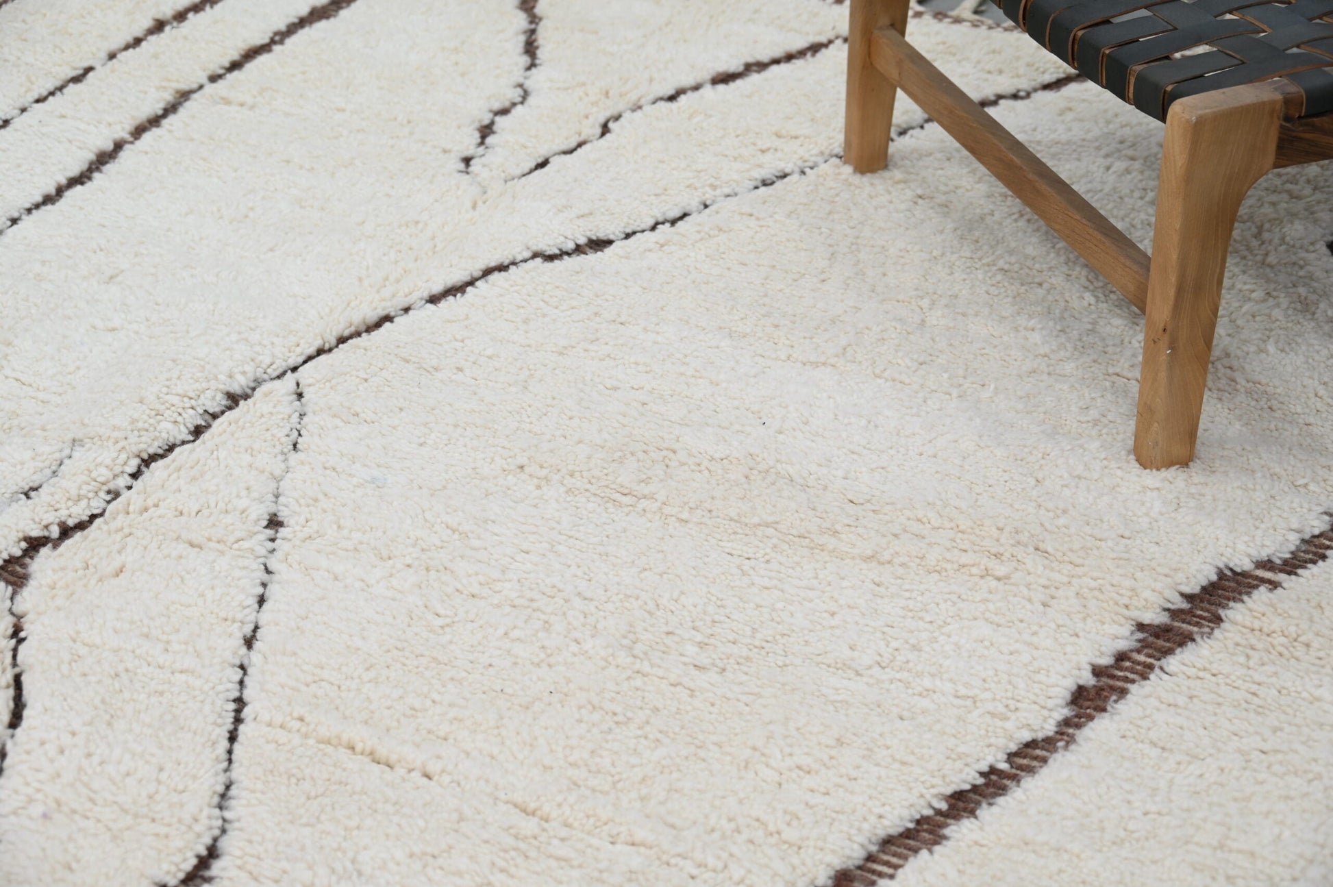 Moroccan Handmade Traditional Beni Ouarain Rug 290 X 214 cm - Moroccan Rugs