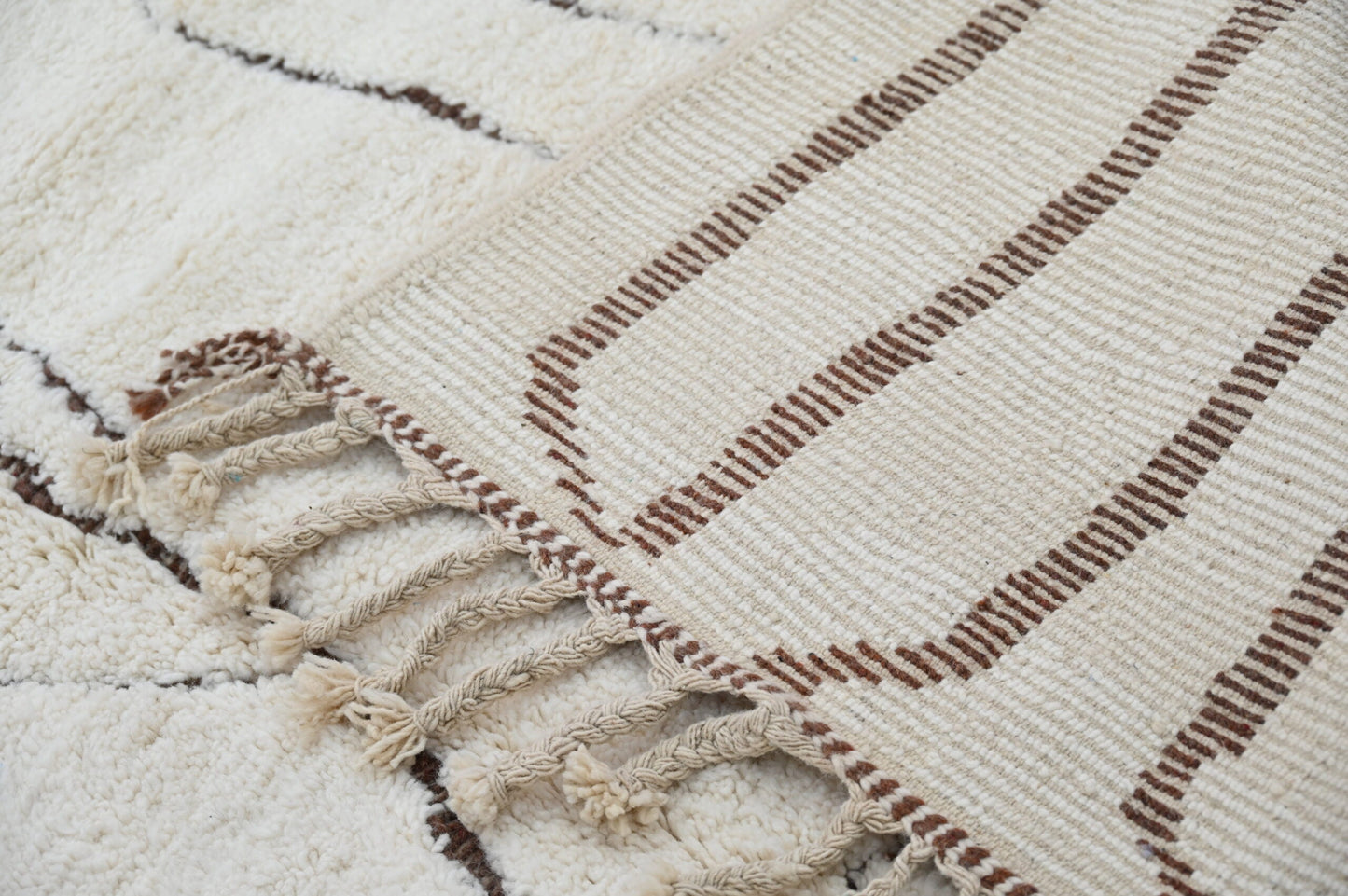 Moroccan Handmade Traditional Beni Ouarain Rug 290 X 214 cm - Moroccan Rugs