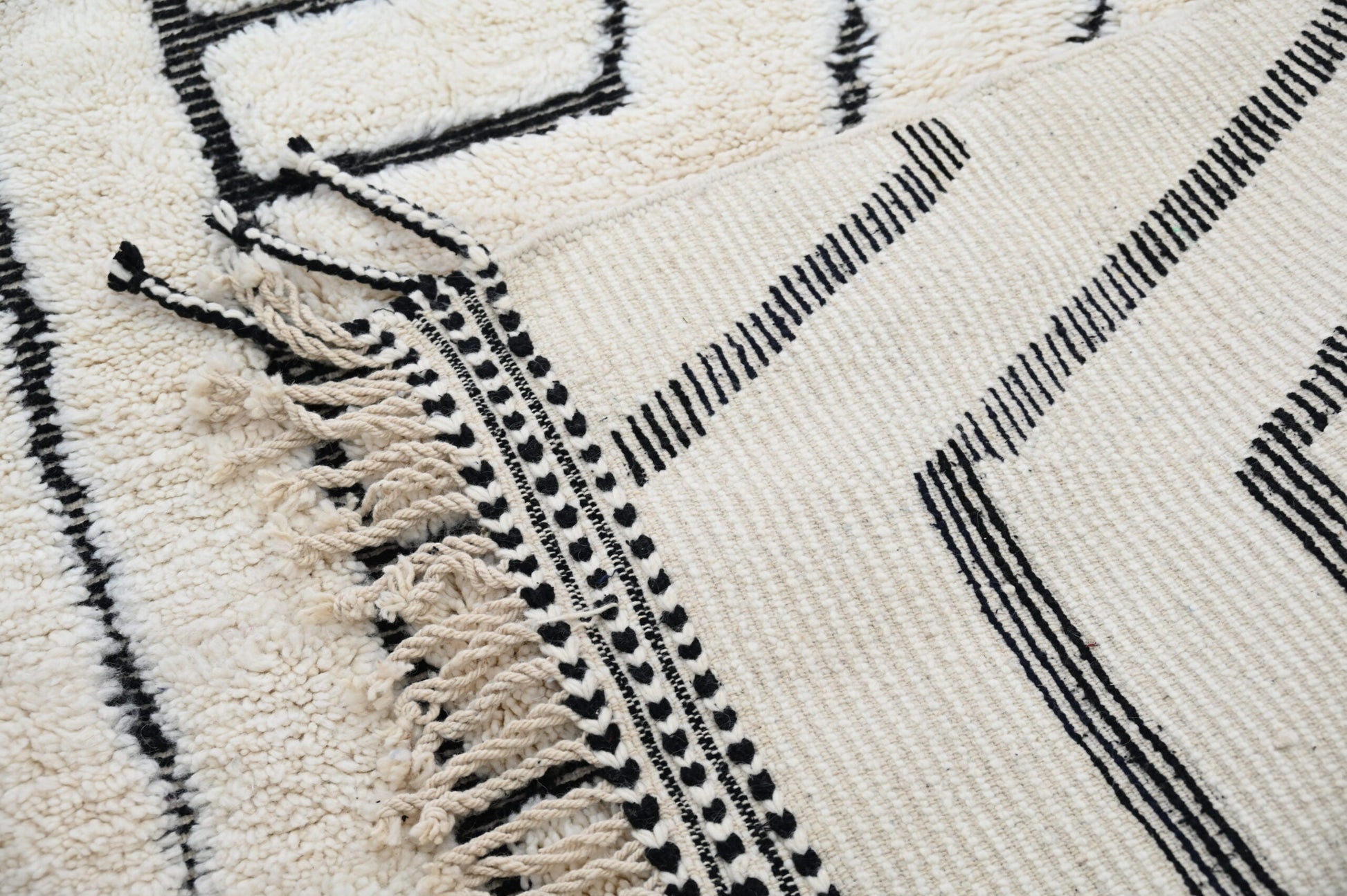 Moroccan Handmade Traditional Beni Ouarain Rug 304 X 210 cm - Moroccan Rugs