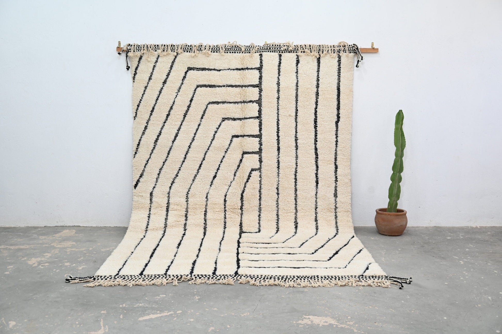 Moroccan Handmade Traditional Beni Ouarain Rug 304 X 210 cm - Moroccan Rugs