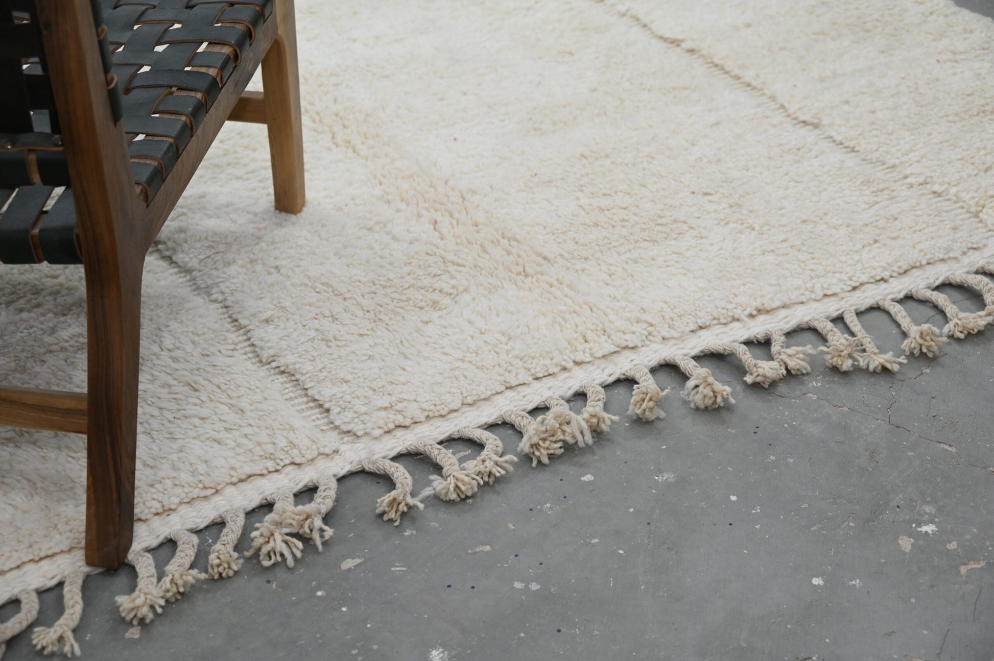 Moroccan Handmade Traditional Beni Ouarain Rug 307 X 205 Cm - Moroccan Rugs