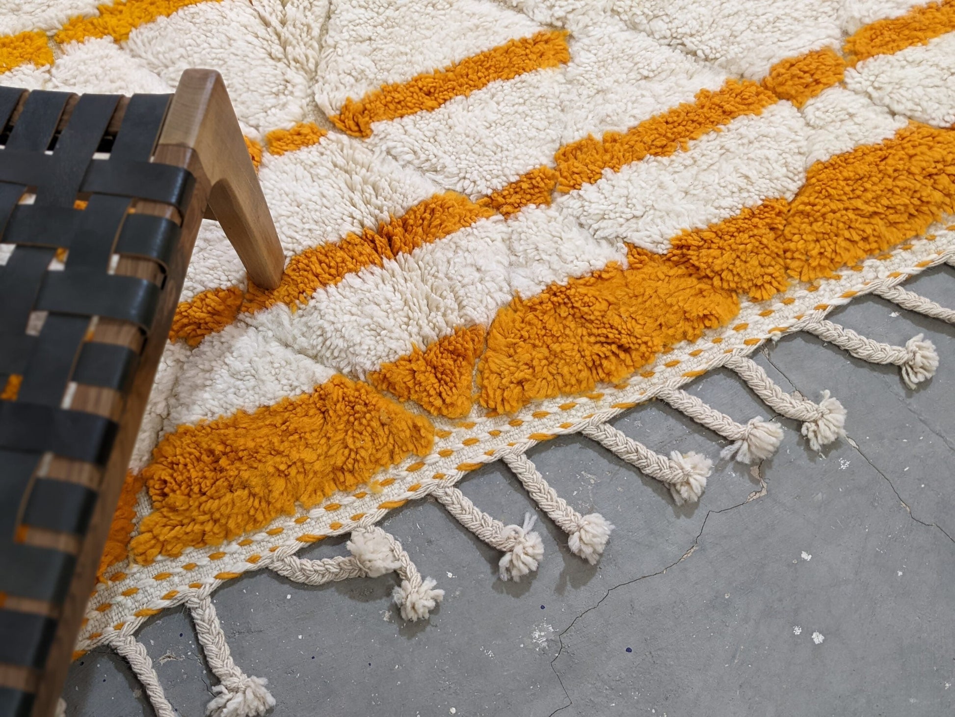 Moroccan Handmade Traditional Berber Beni Ouarain Rug 248 X 158 Cm - Moroccan Rugs