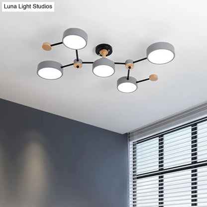 Lámpara de techo semiempotrada nórdica DecorBites™ de 5 bombillas con diseño de vid en blanco/gris