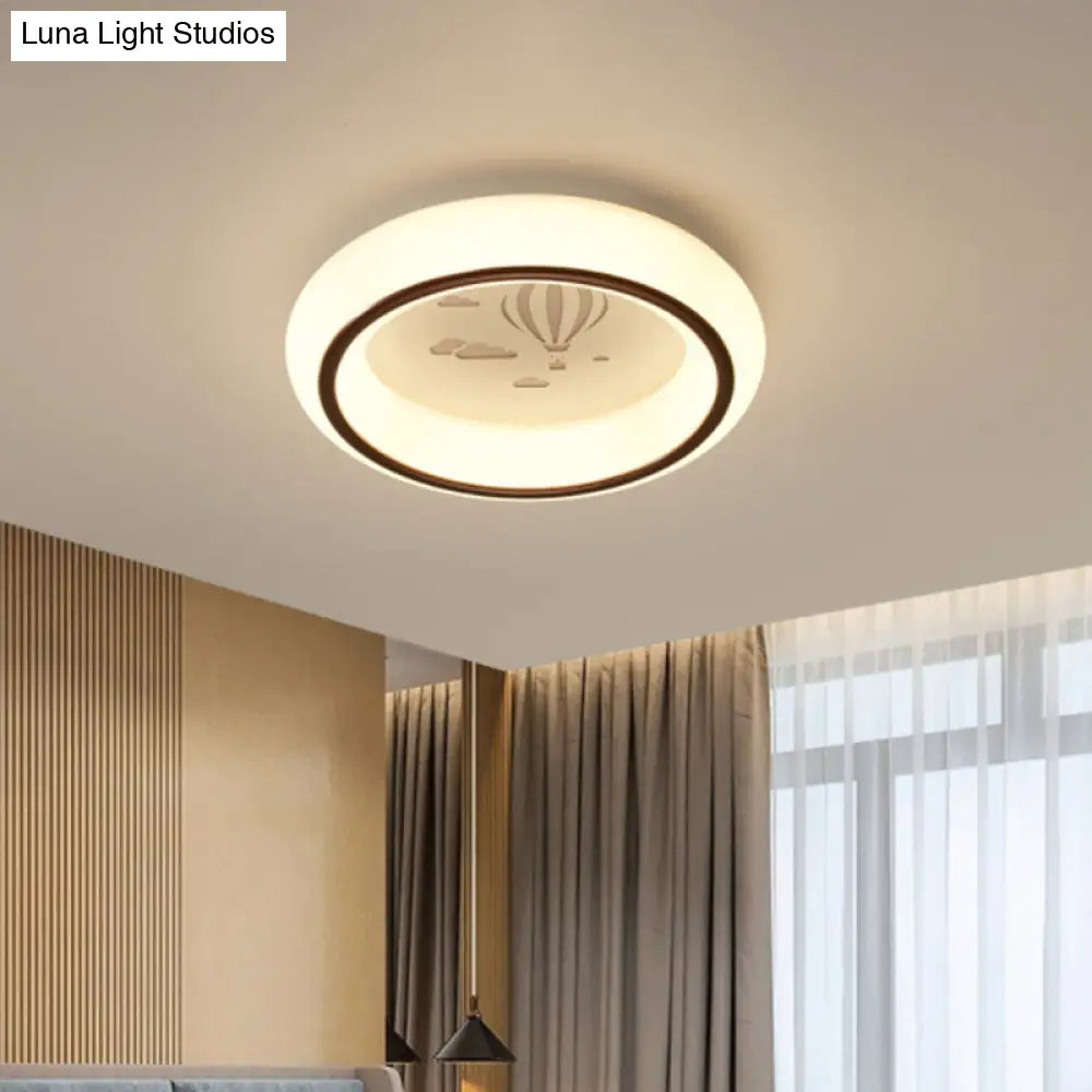 Lámpara de techo LED nórdica acrílica DecorBites™ con diseño de alce, estrella y globo aerostático - Montaje empotrado