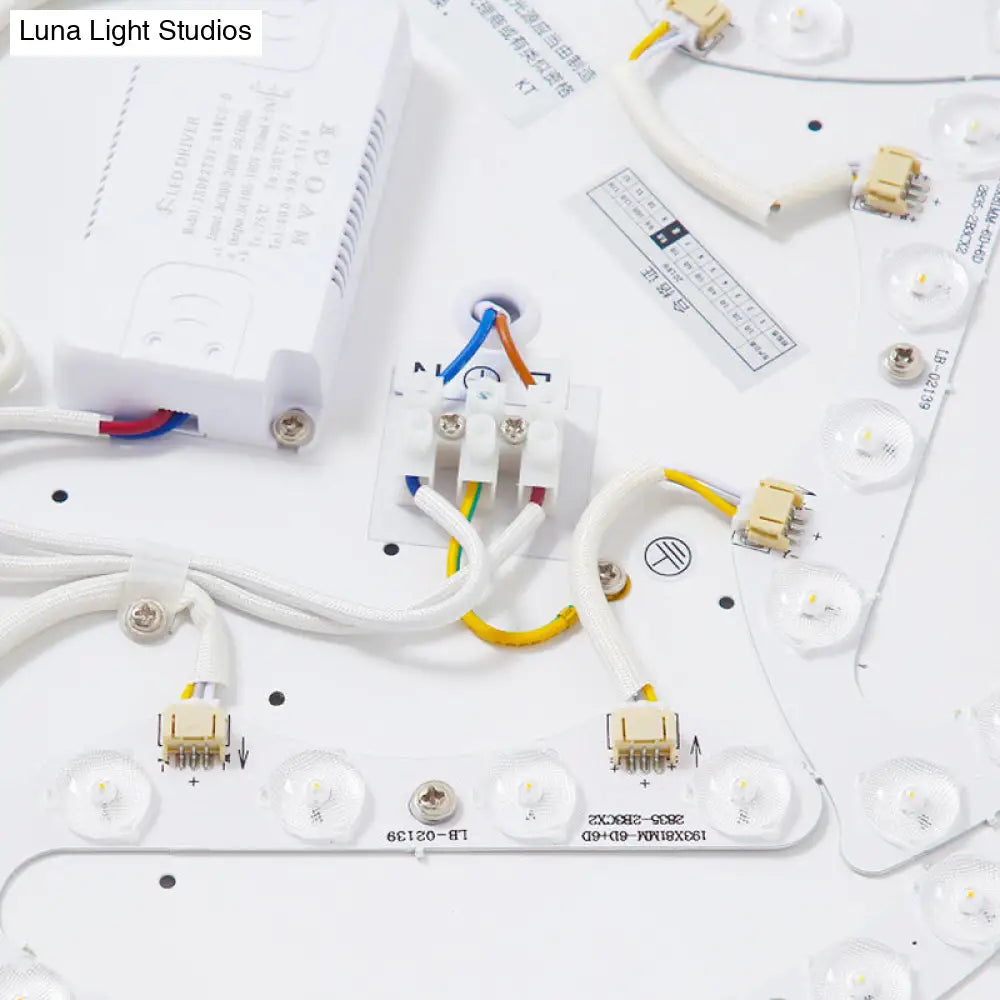 Lámpara de techo LED DecorBites™ Nordic Crescent &amp; Moon para jardín de infancia - Acabado en madera acrílica