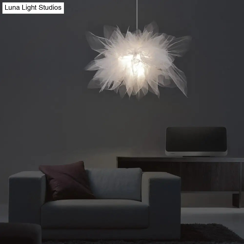 Nordic Floral Tulle Pendant Light Fixture - Stylish 1-Light Lamp for Living Room