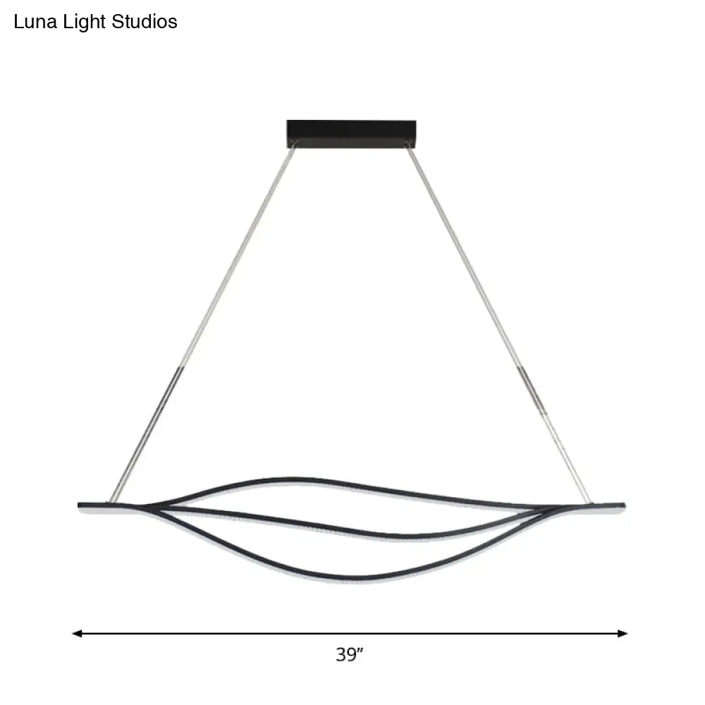 طقم إضاءة معلقة سوداء LED من DecorBites™ Nordic بإضاءة دافئة/بيضاء، بعرض 31.5 بوصة/39 بوصة/47 بوصة مع إضاءة جزيرة معدنية على شكل أوراق شجر