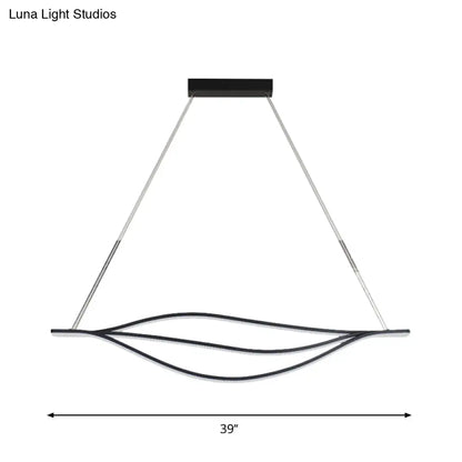 طقم إضاءة معلقة سوداء LED من DecorBites™ Nordic بإضاءة دافئة/بيضاء، بعرض 31.5 بوصة/39 بوصة/47 بوصة مع إضاءة جزيرة معدنية على شكل أوراق شجر