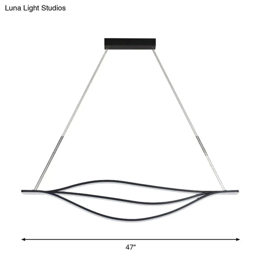 طقم إضاءة معلقة سوداء LED من DecorBites™ Nordic بإضاءة دافئة/بيضاء، بعرض 31.5 بوصة/39 بوصة/47 بوصة مع إضاءة جزيرة معدنية على شكل أوراق شجر