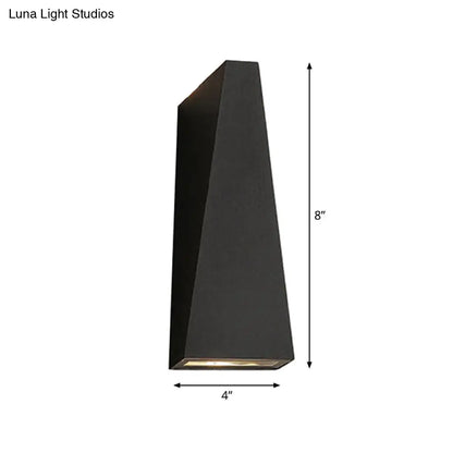 DecorBites™ DecorBites™ Nordic Metal Black Wall Lamp: Cube/Triangle/Cylinder LED Sconce for Outdoor