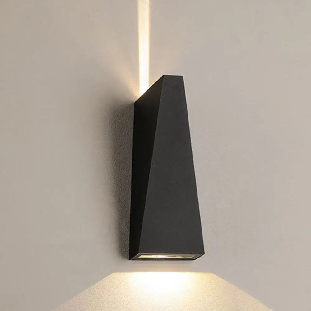 DecorBites™ DecorBites™ Nordic Metal Black Wall Lamp: Cube/Triangle/Cylinder LED Sconce for Outdoor