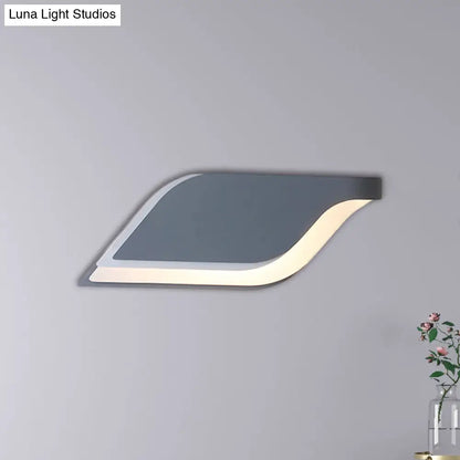 DecorBites™ DecorBites™ Nordic Metal Leaf Wall Lamp: Yellow/Grey/Green 1-Light Sconce Fixture