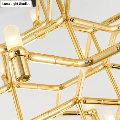 Lámpara de araña nórdica de metal multicapa - Elegante luz colgante LED para sala de estar