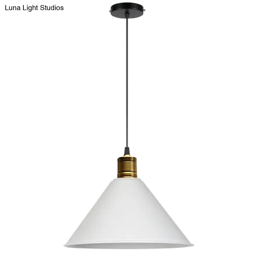 Nordic Modern Metal Tapered Hanging Light - Stylish 1-Light Restaurant Ceiling Pendant Lamp