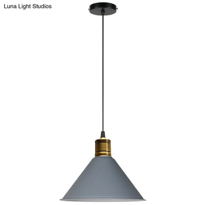 Nordic Modern Metal Tapered Hanging Light - Stylish 1-Light Restaurant Ceiling Pendant Lamp