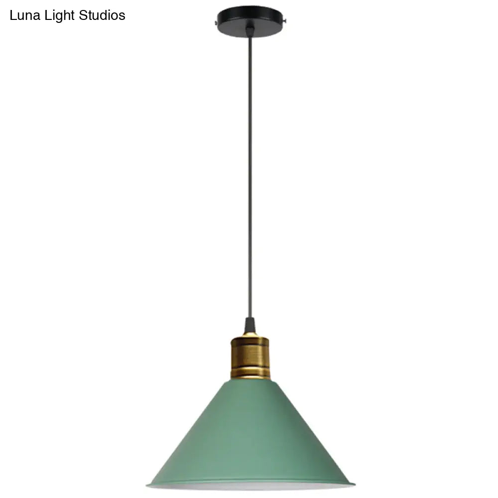 Nordic Modern Metal Tapered Hanging Light - Stylish 1-Light Restaurant Ceiling Pendant Lamp