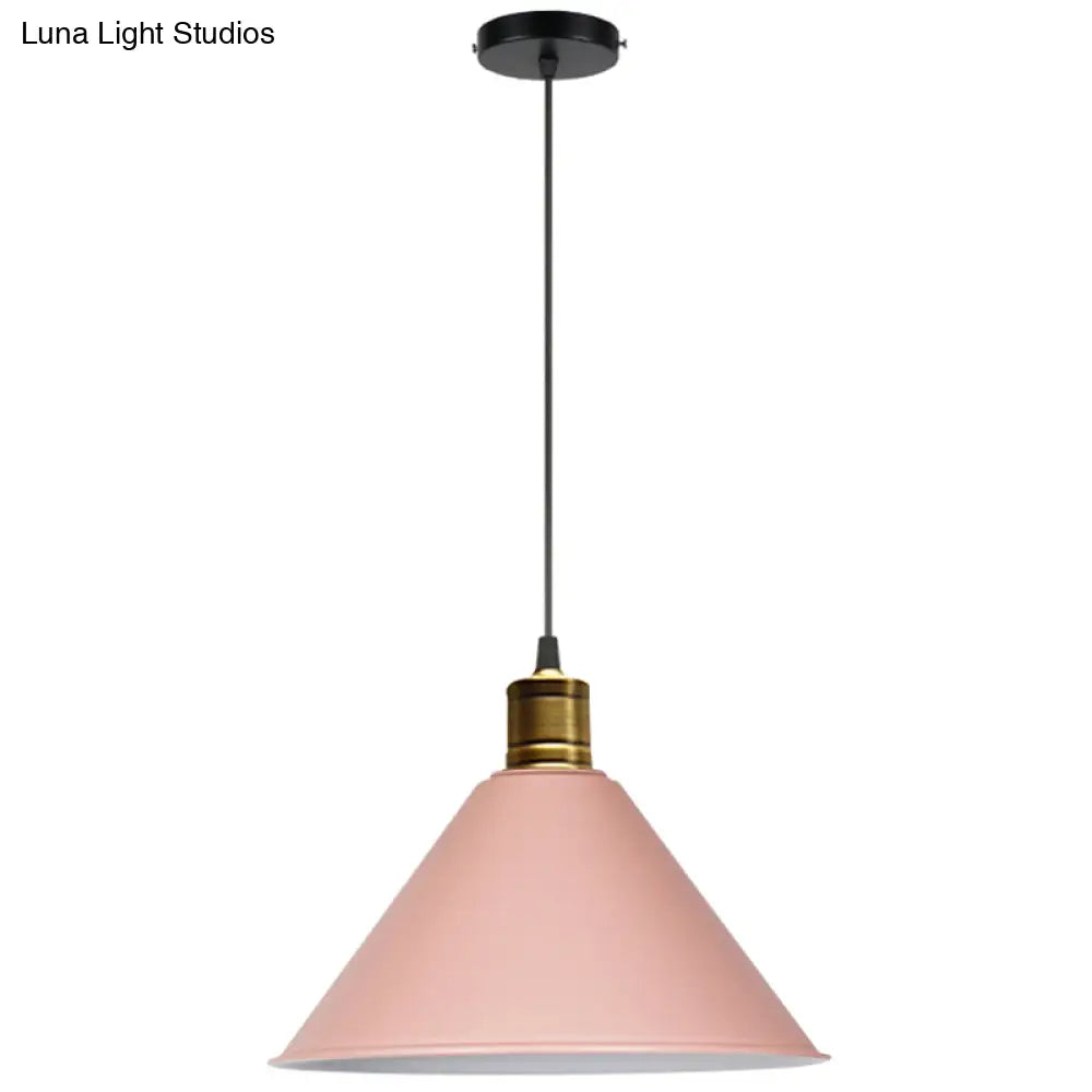 Nordic Modern Metal Tapered Hanging Light - Stylish 1-Light Restaurant Ceiling Pendant Lamp