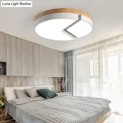 DecorBites™ DecorBites™ Nordic Style Acrylic Round Cake Light: Flush Mount Ceiling Light, Perfect for Nursing Rooms