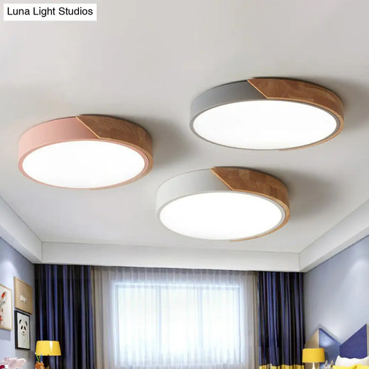DecorBites™ DecorBites™ Nordic Style LED Flush Mount Ceiling Light – Round Metallic Bedroom Lighting